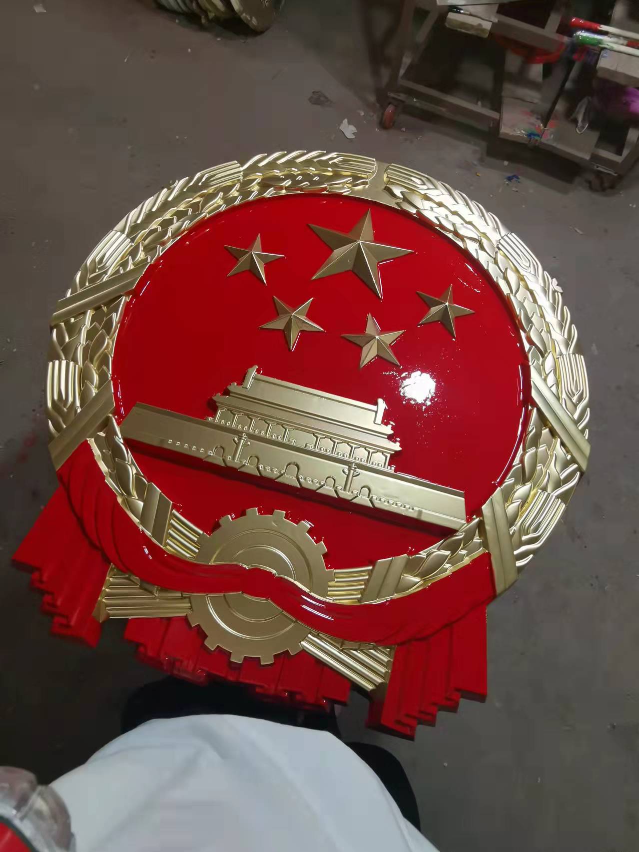 重庆60公公国徽